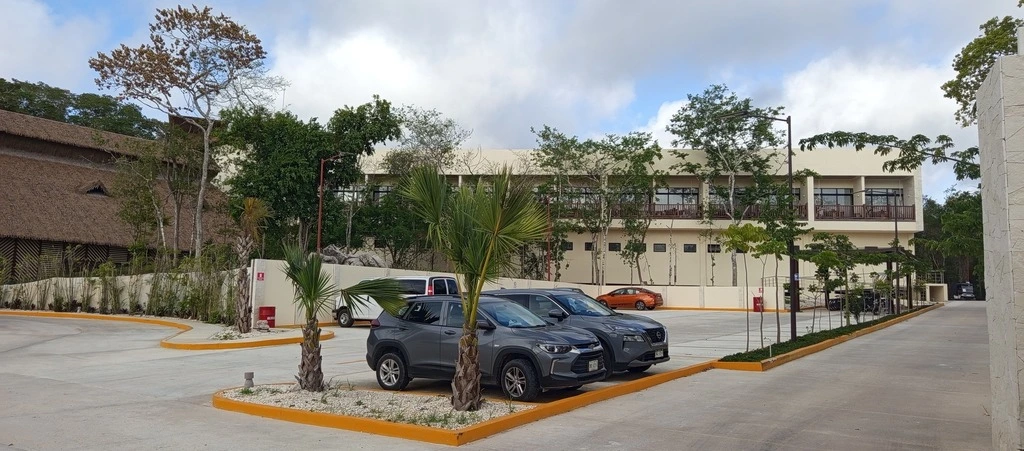 Parking Hotel Tren Maya Calakmul